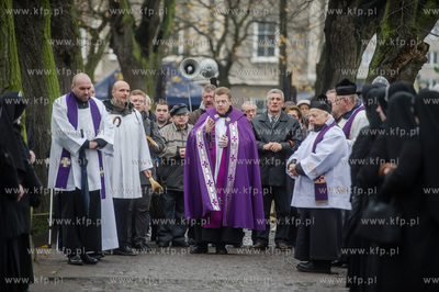 Gdańsk. Cmentarz św. Jadwigi w Nowym Porcie. Dzień...
