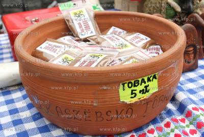 Zlota Gora k. Kartuz. Truskawkobranie to najwieksza...