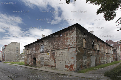 Dzielnica Gdanska, Dolne Miasto dom na skrzyzowaniu...