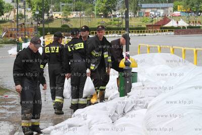 Ok. godz. 11 do Tczewa dotarla fala kulminacyjna. Poziom...
