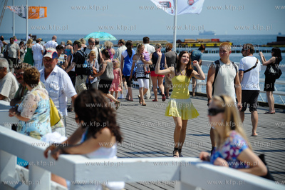 Sloneczna pogoga oraz wysokie temperatury przyciagnely...