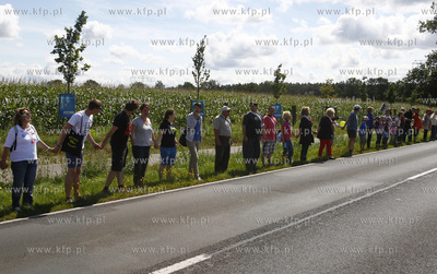 Niemcy. Manifestacja mieszkancow Pasewalku i okolicznych...