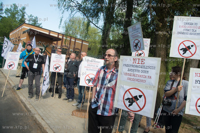 Redzikowo. Protest mieszkancow przeciwko budowie tarczy.
13.05.2016
Fot....