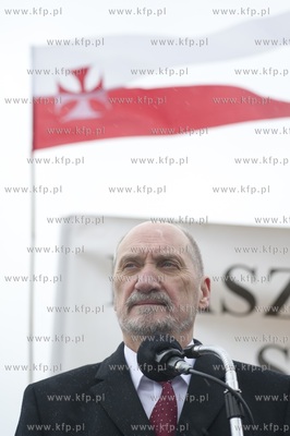 Gołubie. Obchody 73 rocznicy śmierci porucznika Józefa...