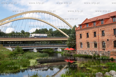 Most w Pogalicach na rzece Łupawie oraz zabytkowa...