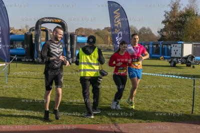 Pierwszy w Polsce bieg przez dmuchane mega przeszkody...