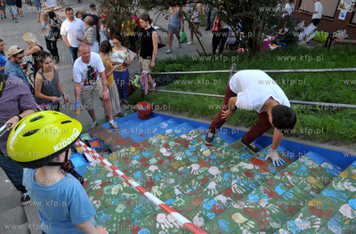 Streetwaves czyli artystyczna akcja miejska w Gdansku...