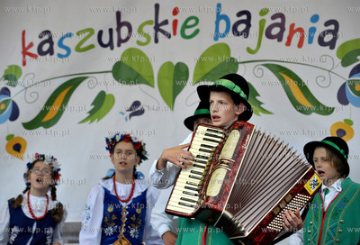Kaszubskie Bajania na Rynku w Koscierzynie impreza...