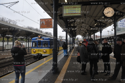 Oficjalne uruchoinienie nowej trasy kolejki SKM Gdansk...