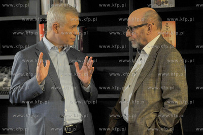 Arena Idei debata w bibliotece Europejskiego Centrum...