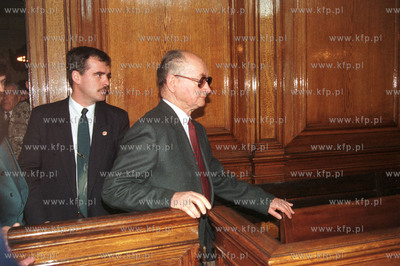 Gen. Wojciech Jaruzelski zasiada na lawie oskarzonych,sprawa...