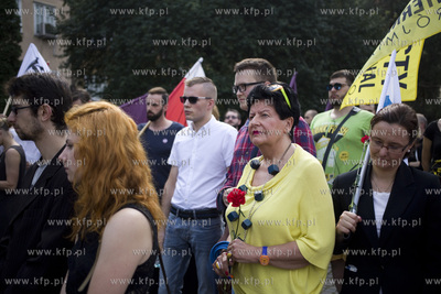 Manifestacja pt. Requiem dla Praw Kobiet.
10.09.2016
fot....