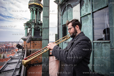 Z okazji Dnia Europy z Ratusza Głównego Miasta zabrzmiała...