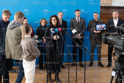 Sopot. Konferencja prasowa samorządowców zrzeszonych...