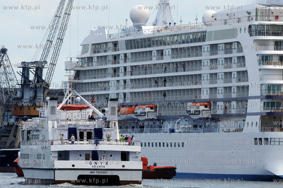 Wycieczkowiec Seven Seas Voyager jest drugim najwiekszym...