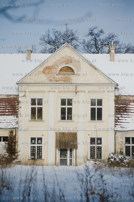 Tereny zespolu dworsko-palacowego z folwarkiem w Rusocinie.
27.01.2014
fot....