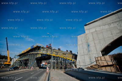 Gdansk. Budowa wiaduktu na ul. Slowackiego, bedacego...