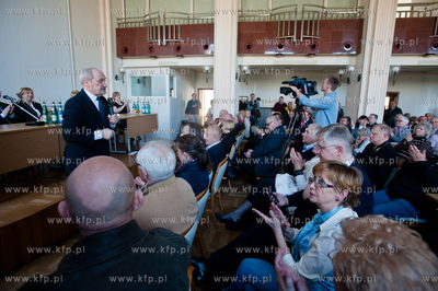 Gdansk. Siedziba NSZZ Solidarnosc. Sala Akwen. Spotkanie...