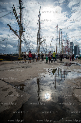 Gdynia. Operacja Zagle Gdyni 2014.
16.08.2014
fot....