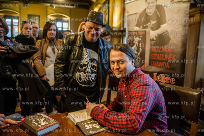 Gdansk. Nadbaltyckie Centrum Kultury. Promocja ksiazki...