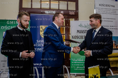 Koscierzyna. Pierwsze w historii bezpośrednie połączenie...