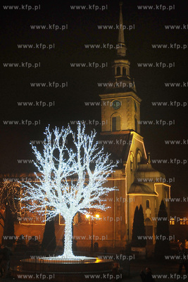 Iluminacja swietlna na Rynku Starego Miasta i ul. Sobieskiego...