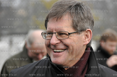 W Pelplinie przy ZSP nr2 otwarto kompleks boisk w ramach...