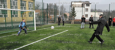 W Pelplinie przy ZSP nr2 otwarto kompleks boisk w ramach...