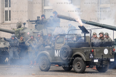 Plan zdjeciowy filmu o masakrze robotnikow na Wybrzezu...