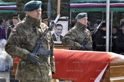 Kolobrzeg. Uroczystosci pogrzebowe posla, Sebastiana...