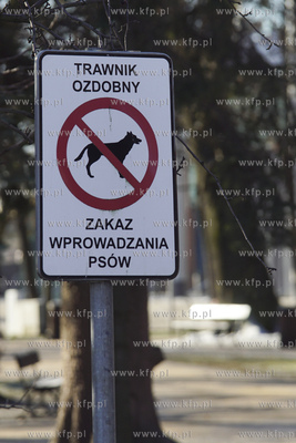 Gdańsk. Tabliczka informująca o zakazie wprowadzania...