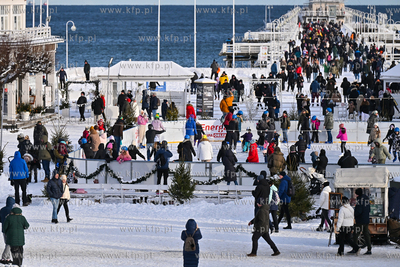 Sopot. Pierwszy śnieg w Sopocie. 04.12.2024 / fot....