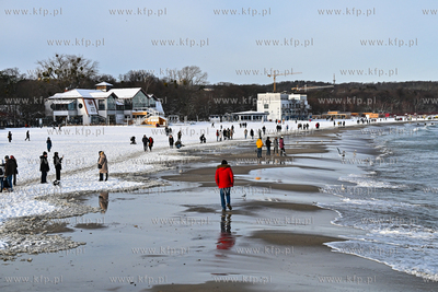 Sopot. Pierwszy śnieg w Sopocie. 04.12.2024 / fot....