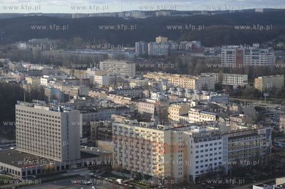 Gdynia, ponad 140 metrowy apartamentowiec SEA TOWERS...