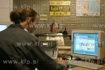 Z Wladyslawowa nadaje RADIO KASZEBE. Na zdjeciu studio....
