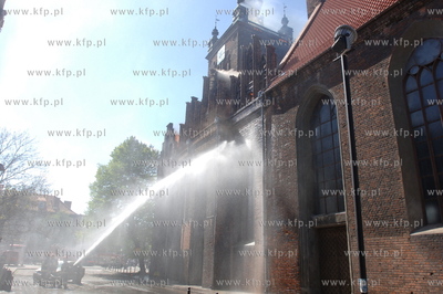 Pozar kosciola sw Katarzyny w Gdansku. 22.05.2006 Fot....