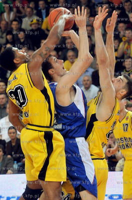 Sopot. Hala 100-lecia. Asseco Prokom pokonal w 5 meczu...