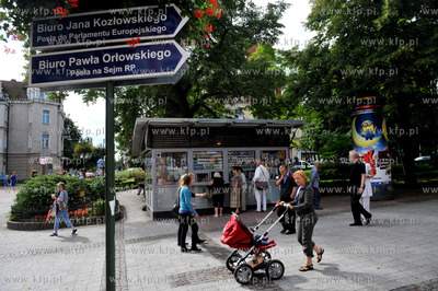 Sopot. Kiosk na ul. Monte Cassino przy Placu Konstytucji....