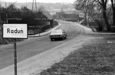Wies Radun w gminie Dziemiany na Kaszubach. 02.1991...