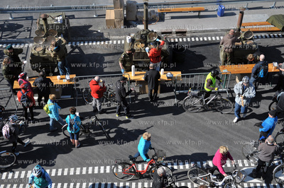 Dzien otwarty tunelu pod Martwa Wisla w Gdansku. To...