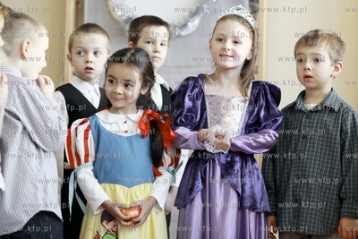 Dzieci z przedszkola nr 2  im. Jana Brzechwy wystapiły...