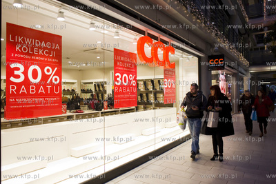 Wyprzedaże w Centrum Handlowym Manhattan w Gdańsku...