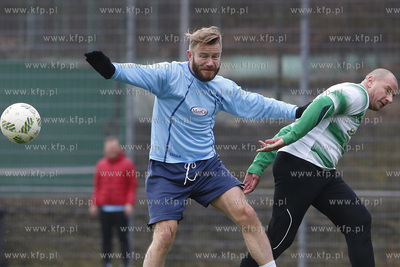 Gdansk. Boisko przy ul. Traugutta.  Noworoczny mecz...