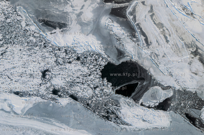 Zamarznięta Zatoka Pucka.
19.01.2026
fot. Krzysztof...