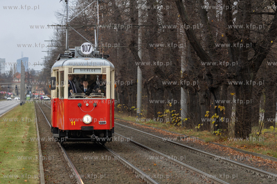 11 listopada na gdańskie tory wyjechał Tramwaj Niepodległości....