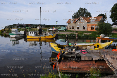 Mikoszewo. Mala przystan rybacka u ujcia Wisly do morza.
22.07.2011
fot....