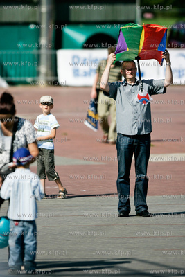 Gdansk. Plac Zebran Ludowych. XIII Festiwal Latawca.
11.09.2011
fot....