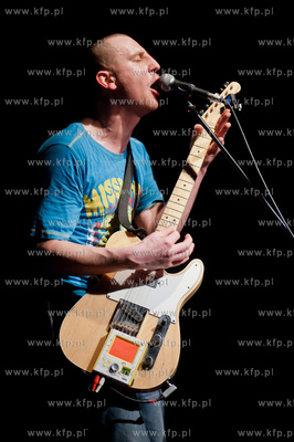 Gdansk. Klub Plama. Koncert Bajzel Supersam. Czlowiek...