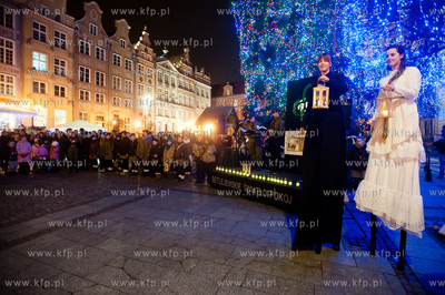 Gdansk. Dlugi Targ. Zuchy i harcerze Choragwi Gdanskiej...
