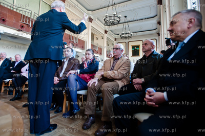 Gdansk. Siedziba NSZZ Solidarnosc. Sala Akwen. Spotkanie...
